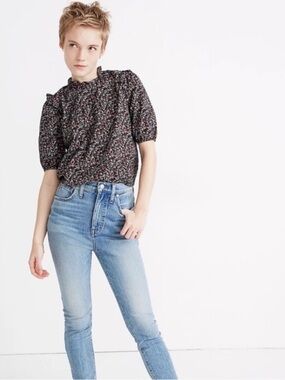 Madewell Puff-Sleeve Ruffle Top in Fieldwalk Floral